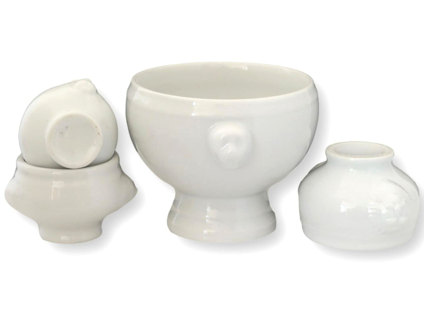 Mixed Vintage French Porcelain Lion Bowls, 4Pcs