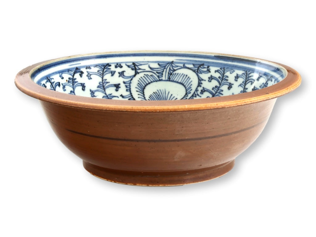 19th-C. Chinese Qing Dynasty Batavian Bowl