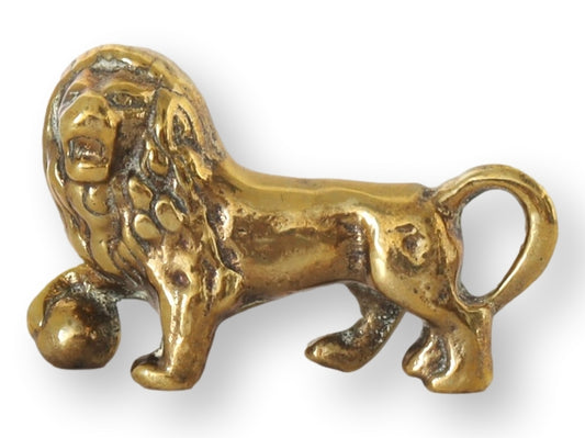 Antique English Lion Paperweight