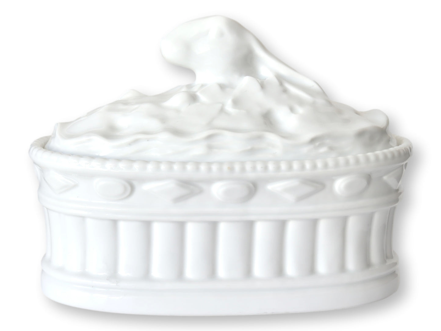 French White Porcelain Rabbit Baking Dish