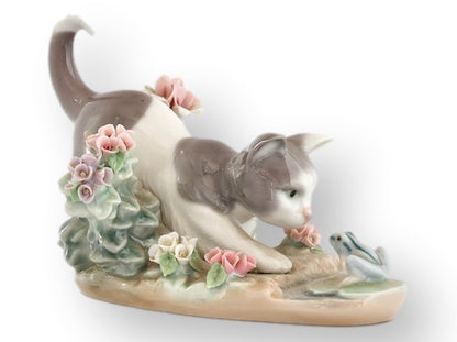Lladro Porcelain Kitten & Frog Figurine