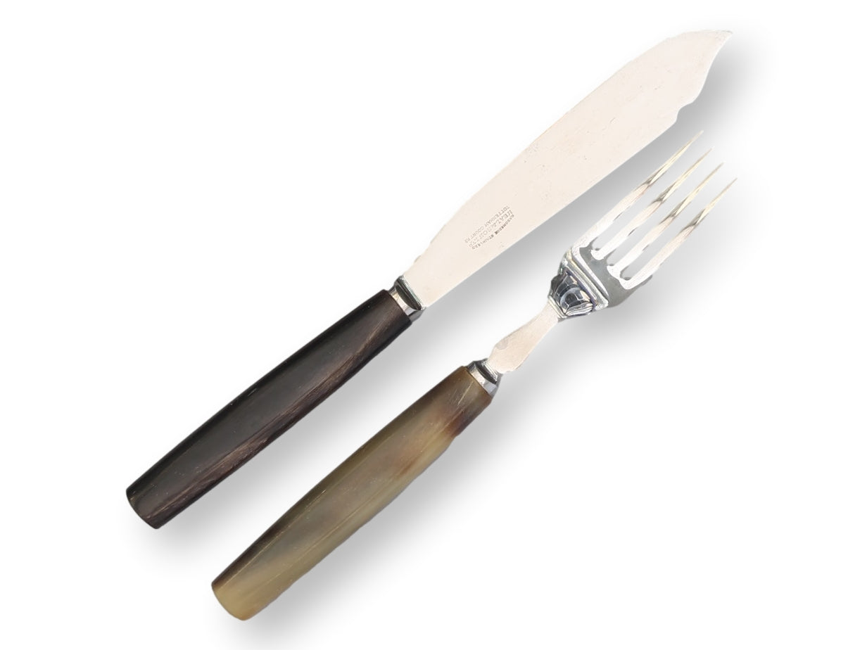 English Polished Natural Horn Cutlery, Service for 12