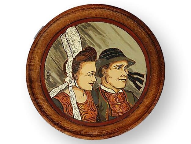 Country French Quimper Wood Plaque
